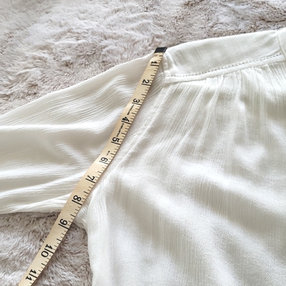 Women's white Abercrombie and Fitch blouse XS - Picture 9 of 12